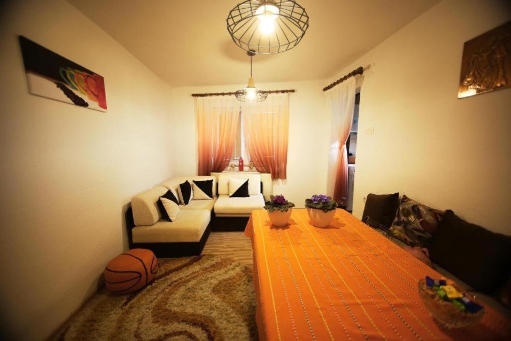 Hostel Bushati Prizren Eksteriør bilde